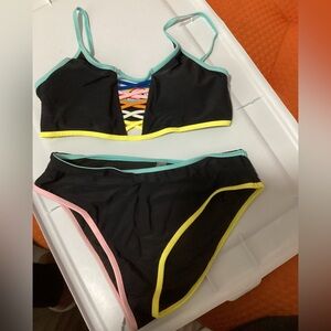 Women's Bikini Sets Scoop Neck Cheeky Swimsuit Textured Two Piece NWT L